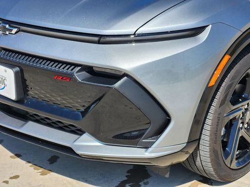 New 2025 Chevrolet Equinox EV RS image 7