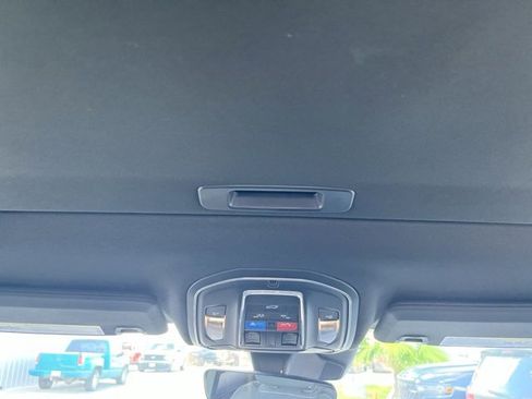 New 2025 Jeep Grand Cherokee Laredo image 25