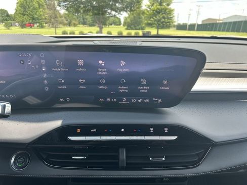 Certified 2025 Buick Enclave Avenir w/ Super Cruise Package image 30