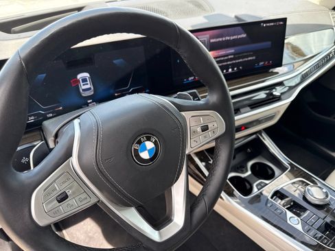 Certified 2024 BMW X7 xDrive40i w/ Executive Package AWD/4WD image 17