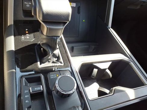 Used 2023 Toyota Tundra Limited image 28