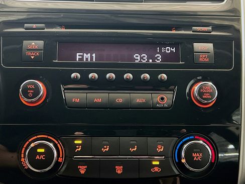 Used 2015 Nissan Altima 2.5 S FWD image 8