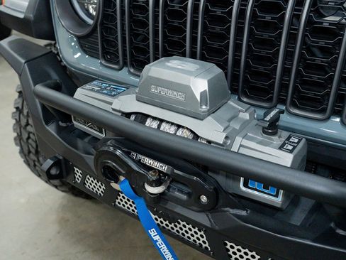 Used 2024 Jeep Wrangler Unlimited Rubicon 4xe w/ Convenience Group image 11