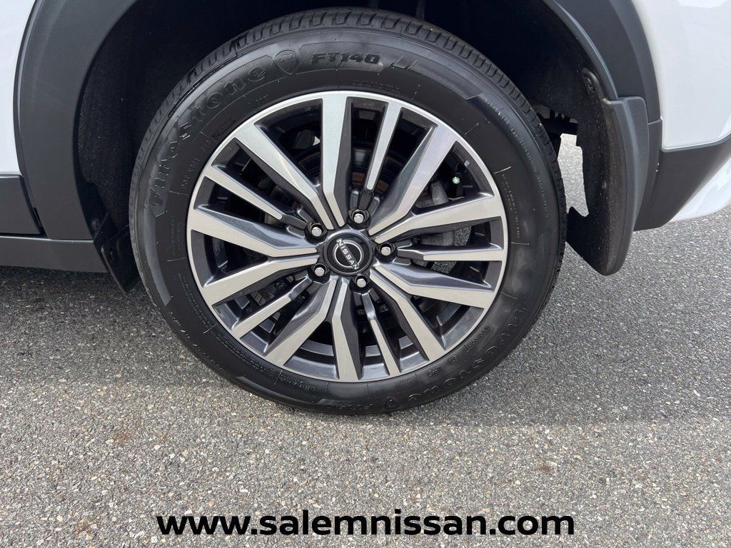 Used 2023 Nissan Kicks SV FWD image 27