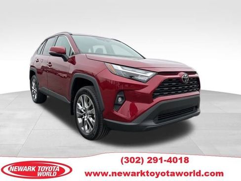 Used 2023 Toyota RAV4 XLE Premium image 1