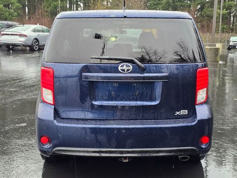 Used 2015 Scion xB image 28