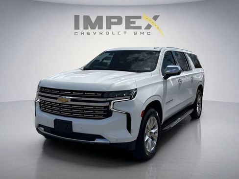 Used 2023 Chevrolet Suburban Premier AWD/4WD image 1