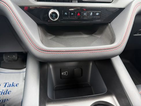 New 2026 Ford Explorer ST-Line w/ ST-Line Street Pack image 17