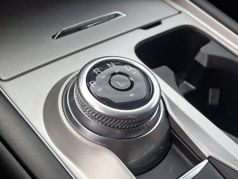 Certified 2022 Ford Explorer XLT w/ Class IV Trailer Tow Package image 14