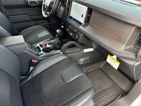 New 2025 Ford Bronco Raptor AWD/4WD image 18