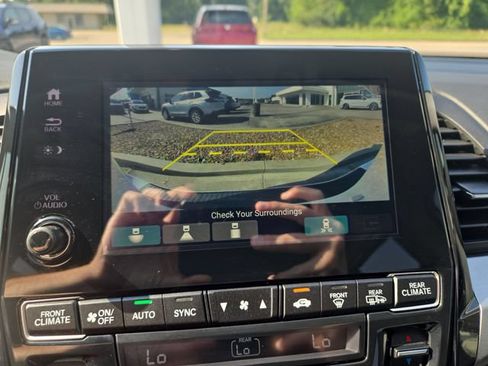 Used 2023 Honda Odyssey Touring image 20