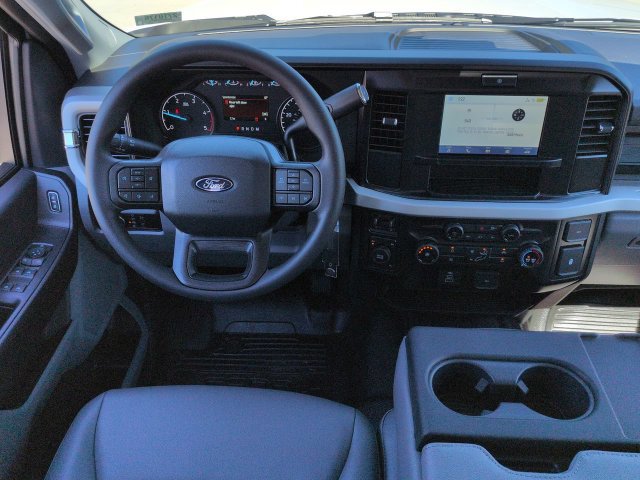 New 2027 Ford F350 XL w/ XL Chrome Package AWD/4WD image 16