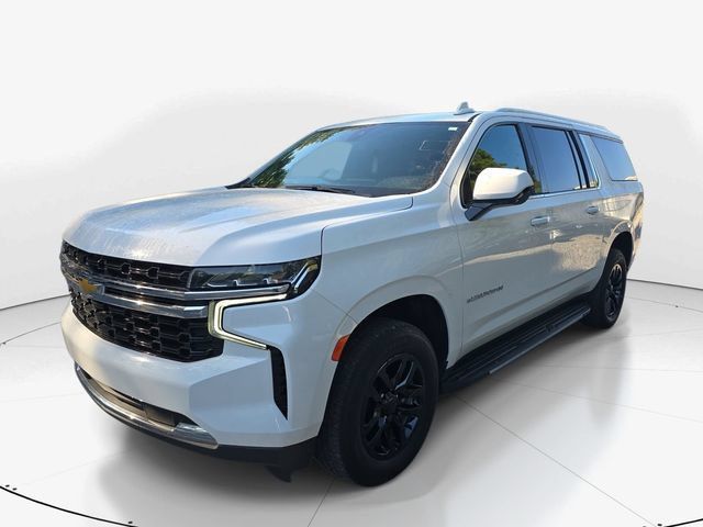 Used 2021 Chevrolet Suburban LS RWD image 10