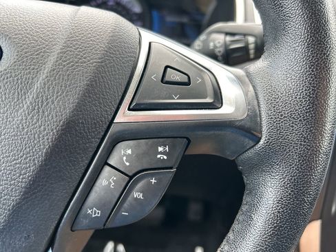 Used 2021 Ford Edge SEL w/ Convenience Package image 26