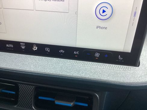 Used 2025 Ford Maverick XLT w/ XLT Luxury Package image 53