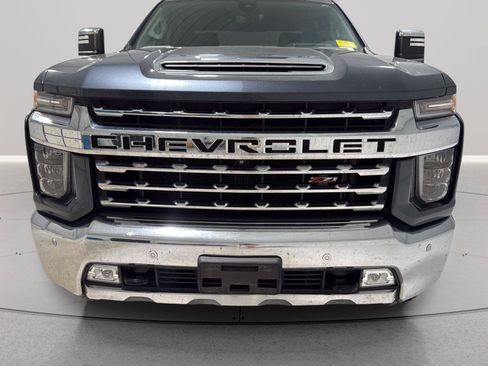 Used 2020 Chevrolet Silverado 3500 LTZ w/ LTZ Premium Package AWD/4WD image 10