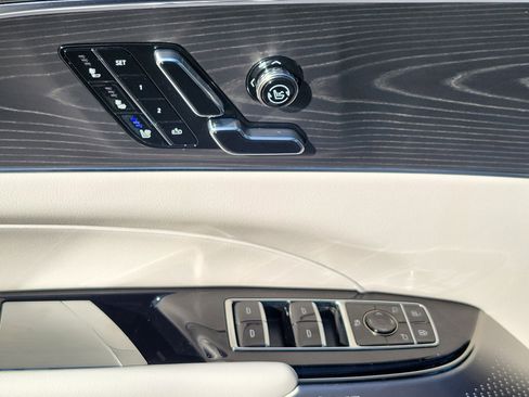 New 2026 Cadillac Lyriq Premium Luxury image 20