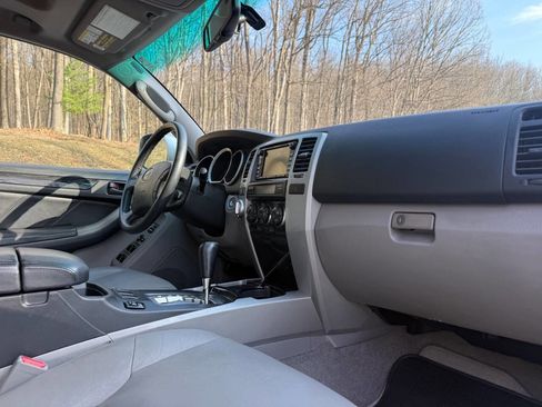 Used 2008 Toyota 4Runner Limited image 49