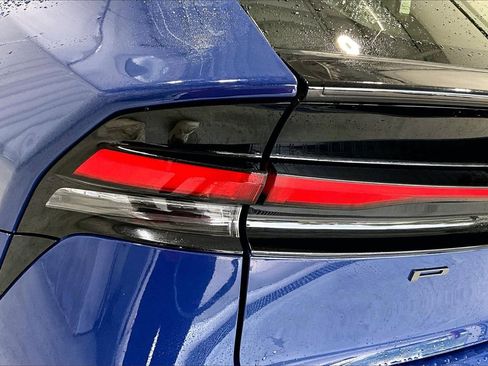 Used 2024 Toyota Prius LE image 29