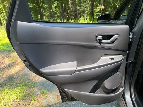 Certified 2023 Hyundai Kona SEL AWD/4WD image 15