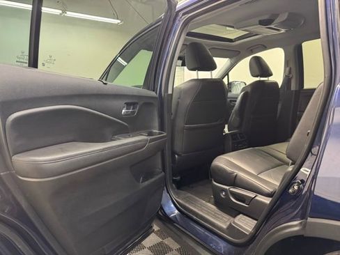 Used 2022 Honda Pilot Touring image 28