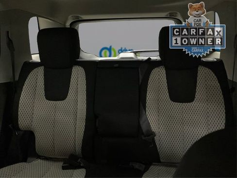 Used 2011 GMC Terrain SLE AWD/4WD image 19