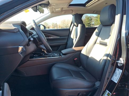 Certified 2025 MAZDA CX-30 AWD 2.5 S w/ Premium Package image 14