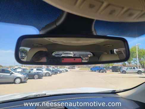 Used 2020 Ford Edge SEL image 27