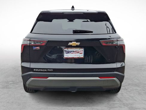 Used 2026 Chevrolet Equinox LT w/ Convenience Package II AWD/4WD image 4