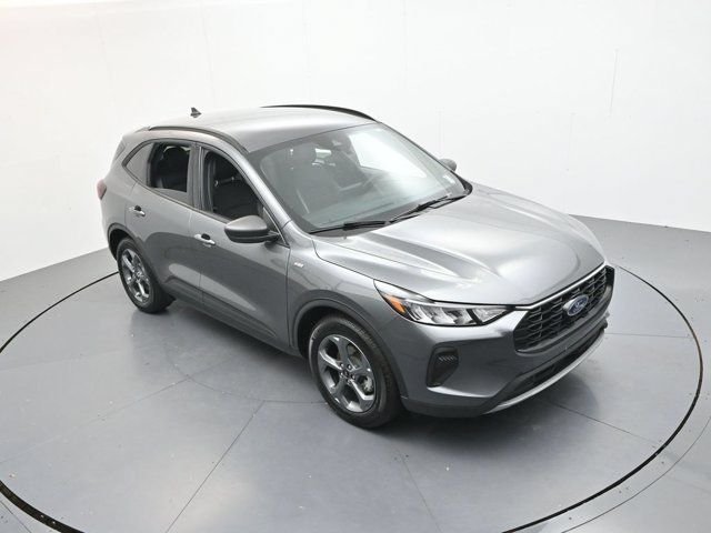 Used 2025 Ford Escape ST-Line FWD image 38