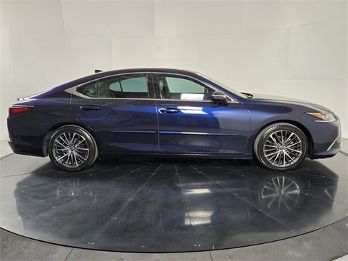 Used 2022 Lexus ES 350 w/ Premium Package image 7