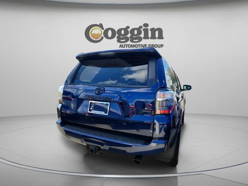 Used 2023 Toyota 4Runner SR5 Premium w/ Moonroof Package image 4