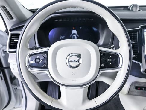 Certified 2023 Volvo XC90 B6 Ultimate w/ Protection Package image 11