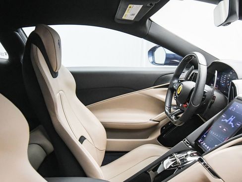 Certified 2022 Ferrari Roma image 57