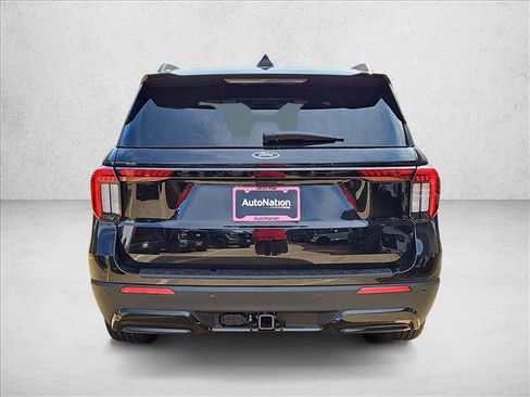 New 2026 Ford Explorer ST-Line w/ Premium Package image 8