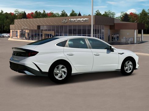 New 2025 Hyundai Sonata SE image 8