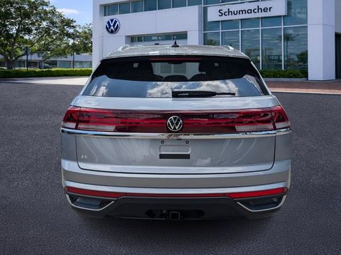 New 2026 Volkswagen Atlas Cross Sport SE FWD image 6