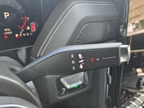 New 2026 GMC Yukon XL AT4 Ultimate AWD/4WD image 15