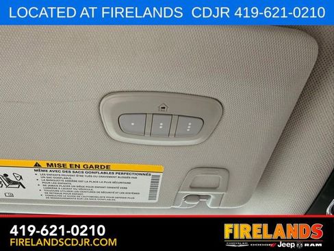 Used 2023 Jeep Grand Cherokee L Limited AWD/4WD image 31