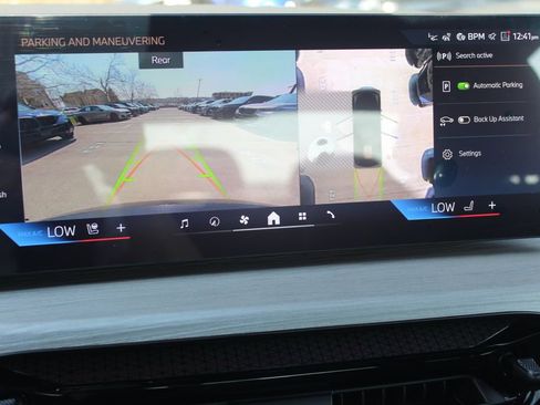 New 2026 BMW 330i Sedan w/ M Sport Package RWD image 17
