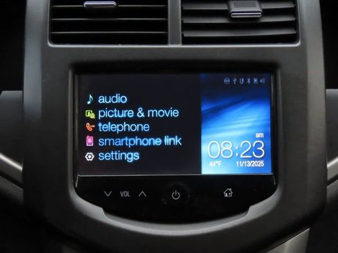 Used 2014 Chevrolet Sonic LT image 18