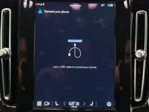 Used 2023 Volvo XC40 Recharge Plus w/ Protection Package Premier image 34