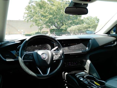 Certified 2023 Buick Envision Essence FWD image 9