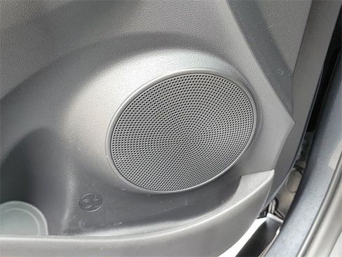 Used 2018 Hyundai Kona Limited image 31