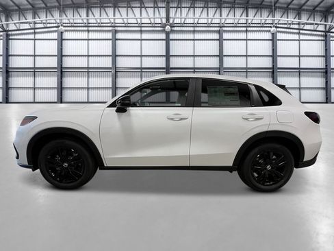 New 2027 Honda HR-V Sport image 2