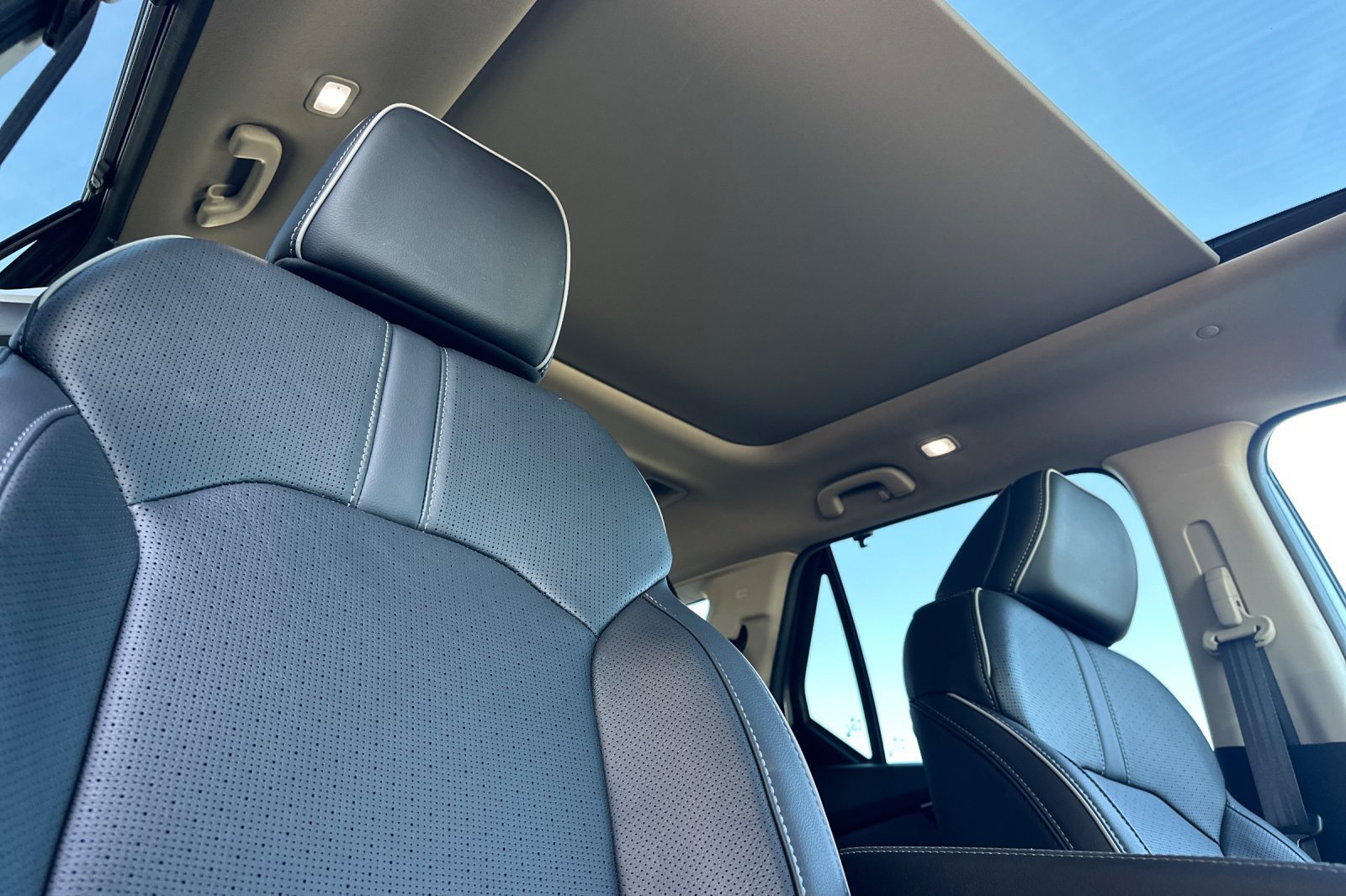 Used 2025 Honda Pilot Elite image 17