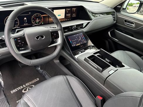 Used 2025 INFINITI QX80 Luxe AWD/4WD image 18