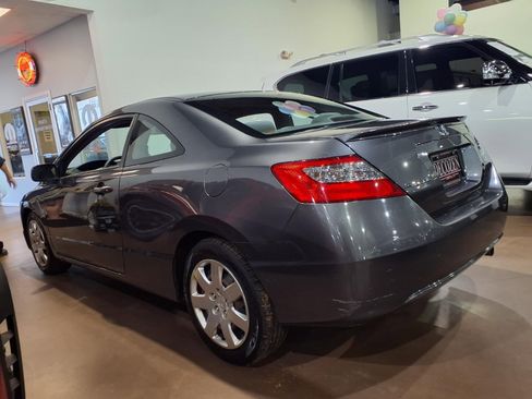 Used 2011 Honda Civic LX image 4