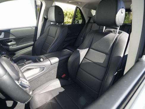 Used 2020 Mercedes-Benz GLE 450 4MATIC image 23