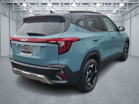 Used 2026 Kia Seltos S image 5